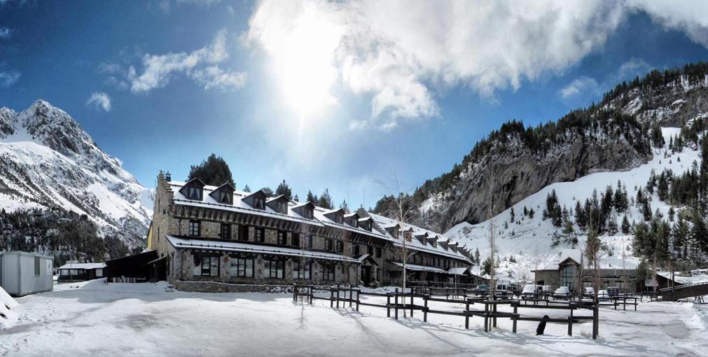 Hotel Hospital De Benasque Exterior photo